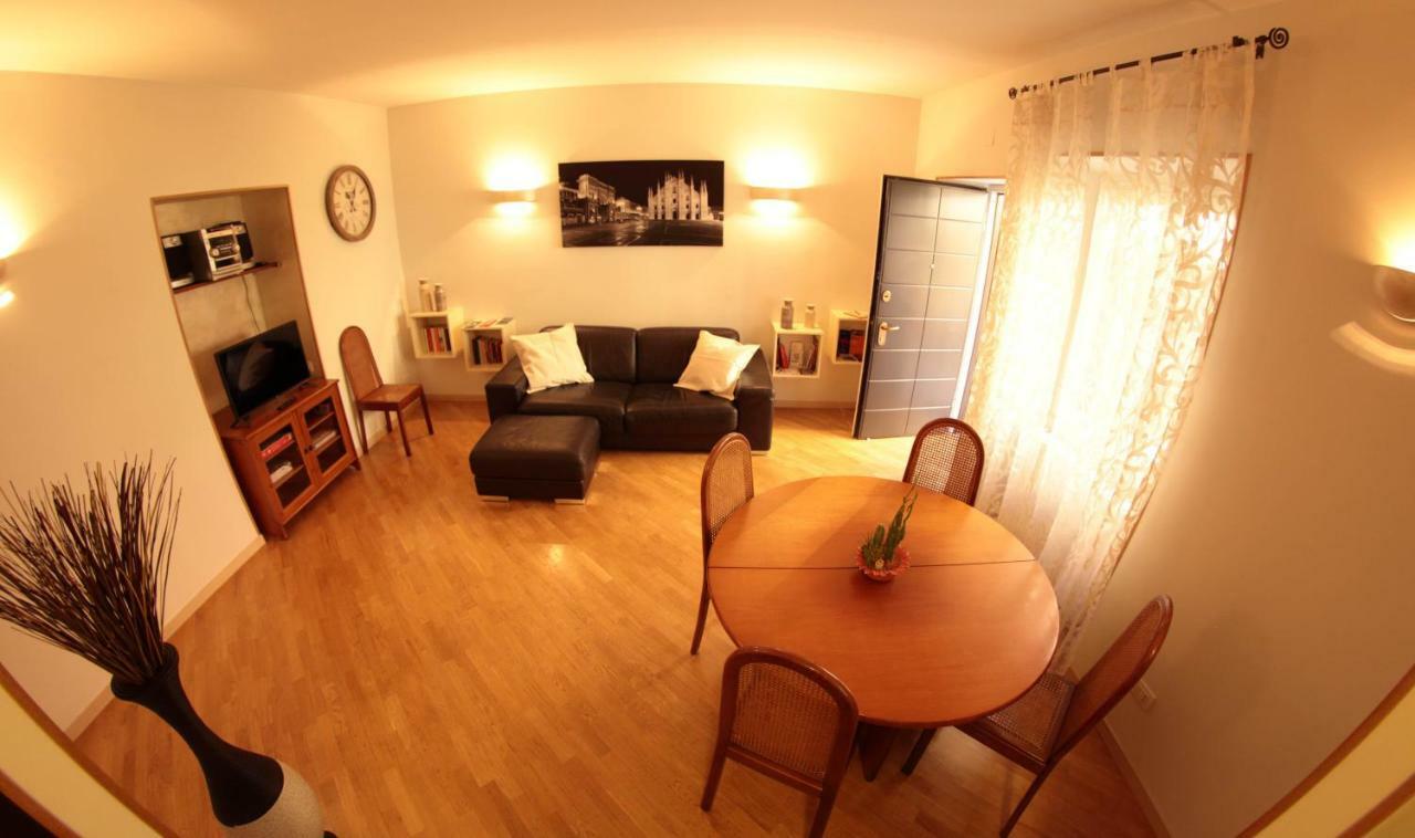 B&B Terrazza Baires - In The Heart Of 밀라노 외부 사진